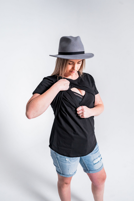 Black Everyday Breastfeeding Tee | Classic Flap