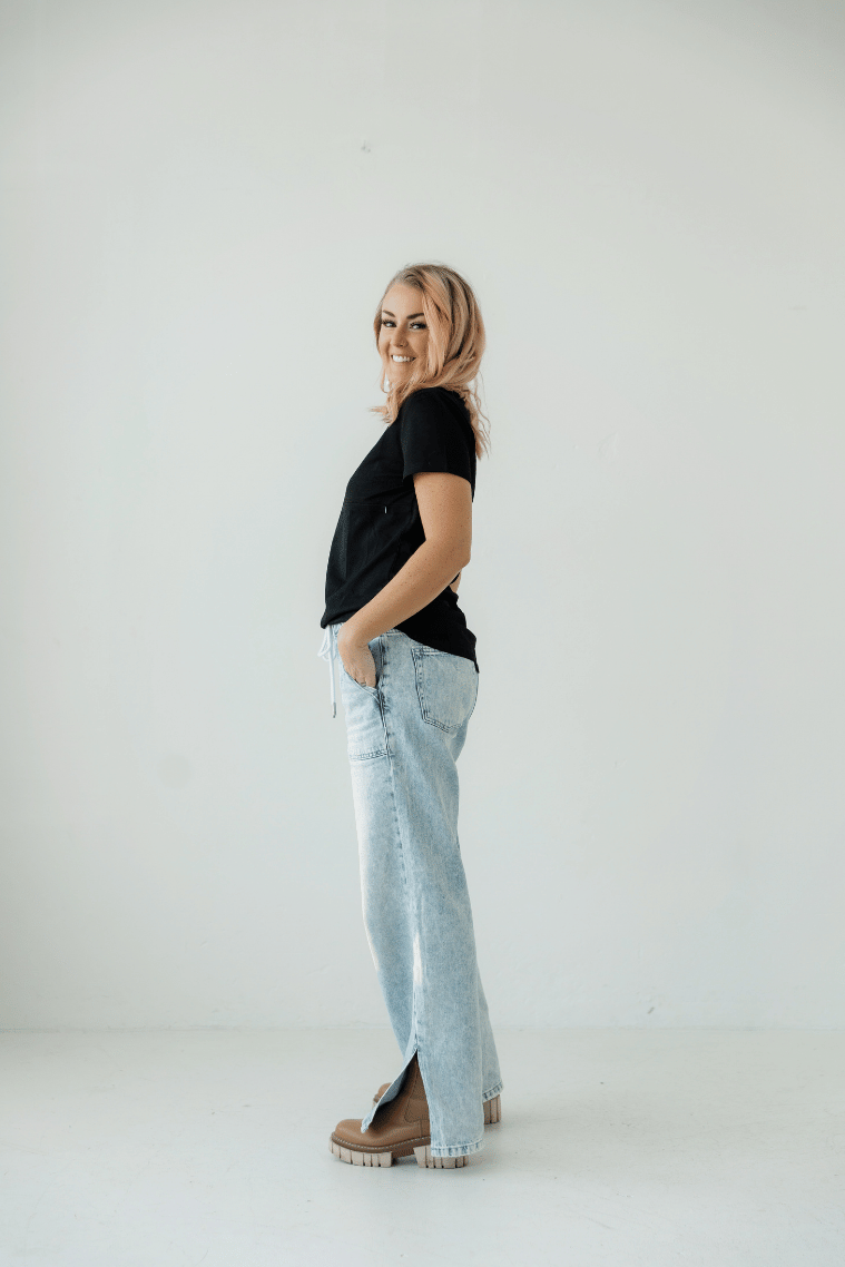 Black Everyday Tee | Horizontal Zip