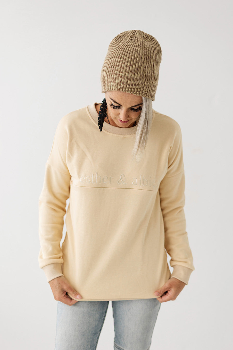 Paprika Red Embroidery Breastfeeding Crew
