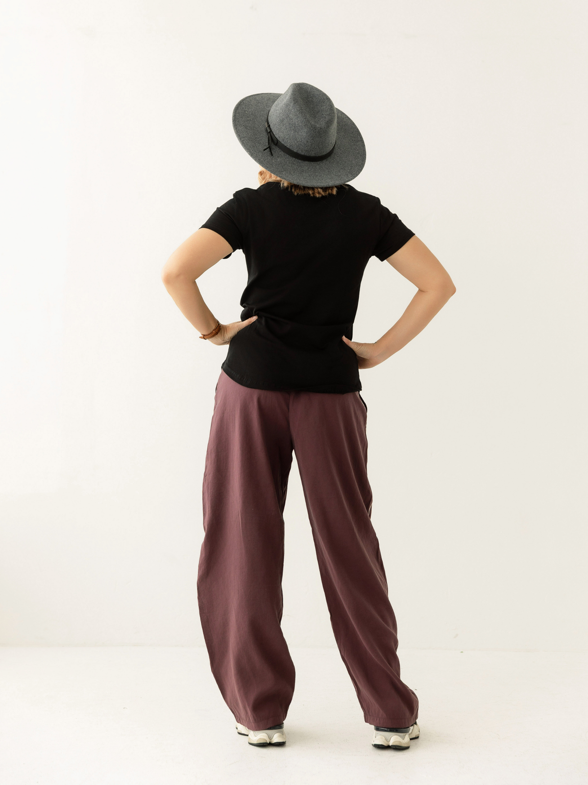 Black Everyday Breastfeeding Tee | Diagonal Zips V2.0