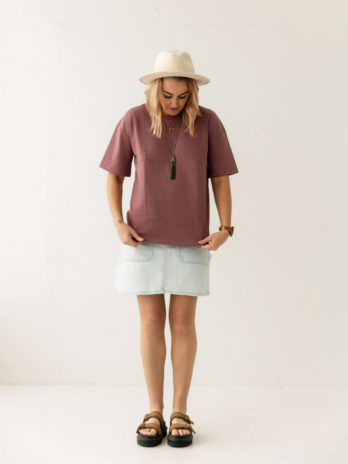Rose Breastfeeding Tee | Horizontal Zip