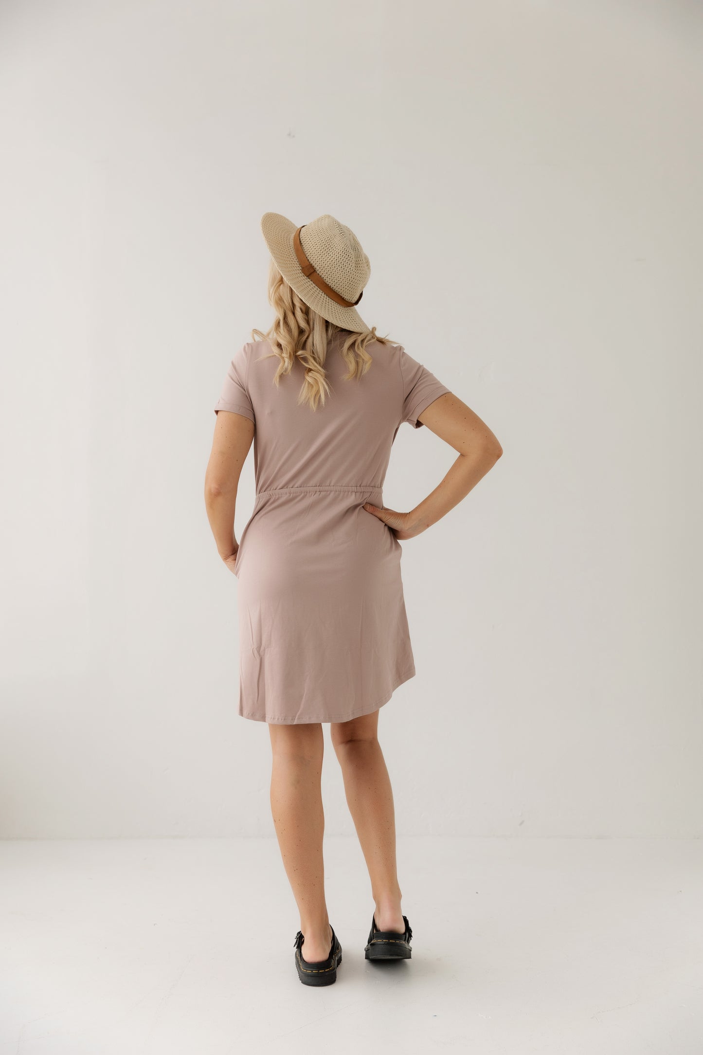 Thea Breastfeeding Dress | Latte