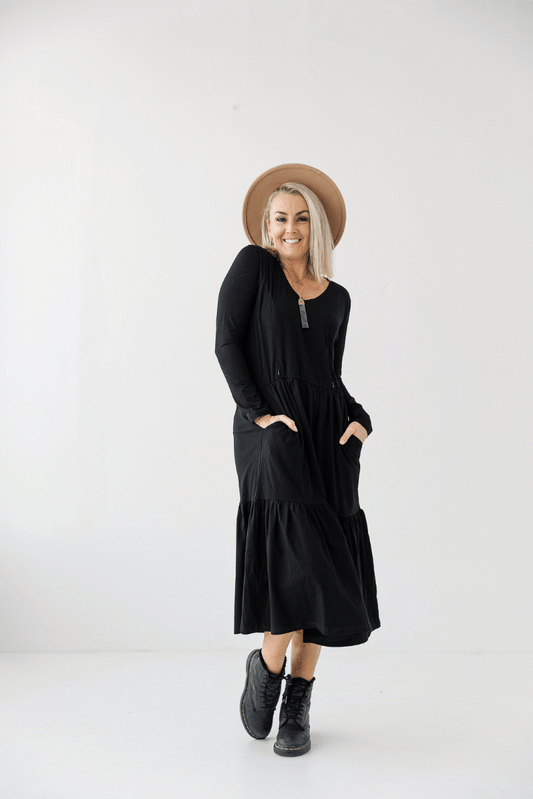 cotton spandex breastfeeding dress. Zip breastfeeding access 